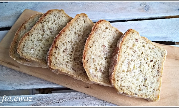 Chleb ziemniaczany z kaszą gryczaną
