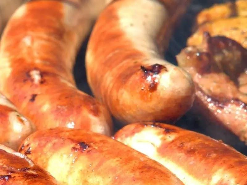 Gdzie kupić sprawdzony grill na lata? Analizujemy ofertę grilli gazowych Weber