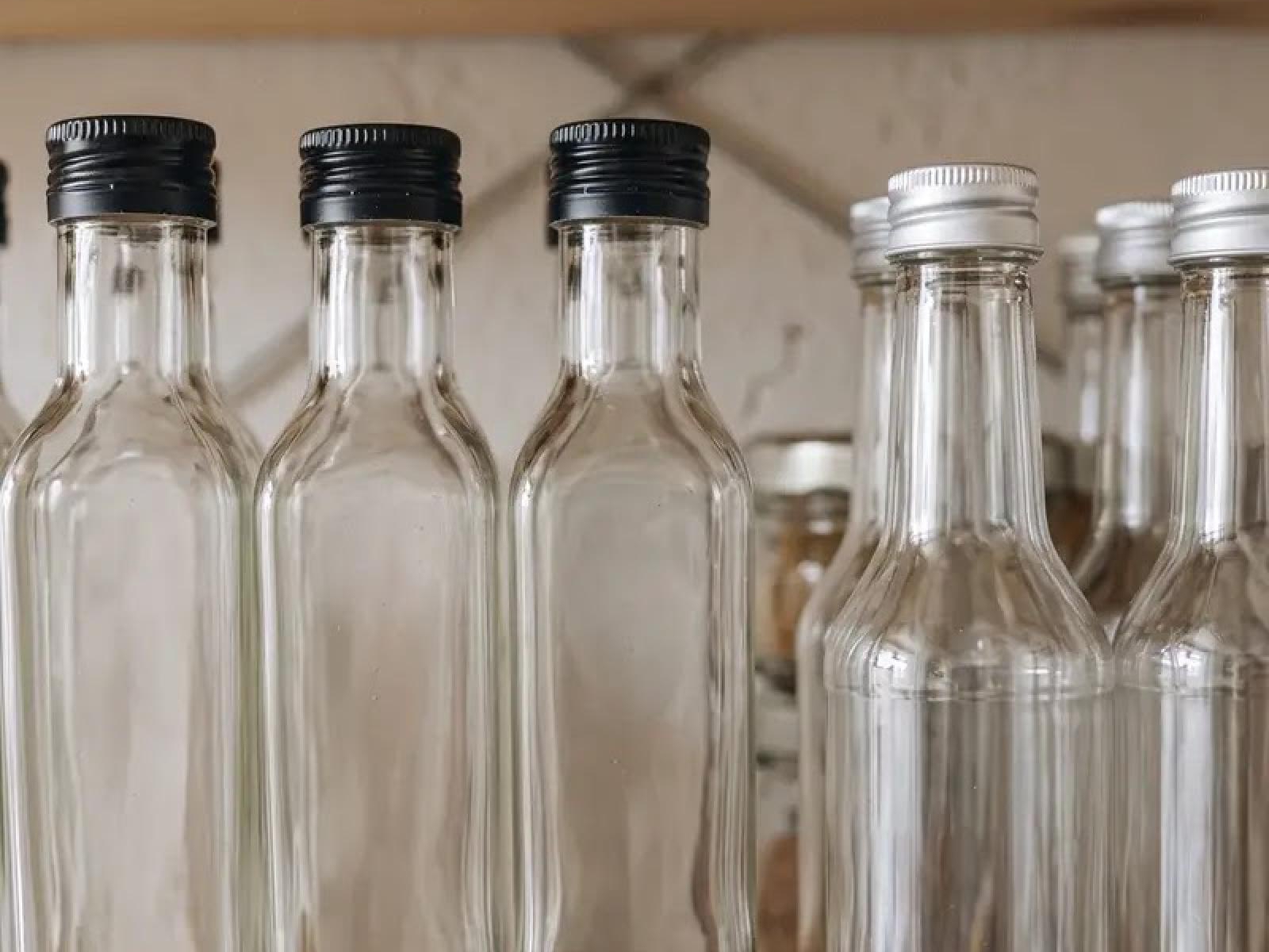 Dlaczego warto wybrać opakowania szklane zamiast plastiku? 5 najważniejszych zalet
