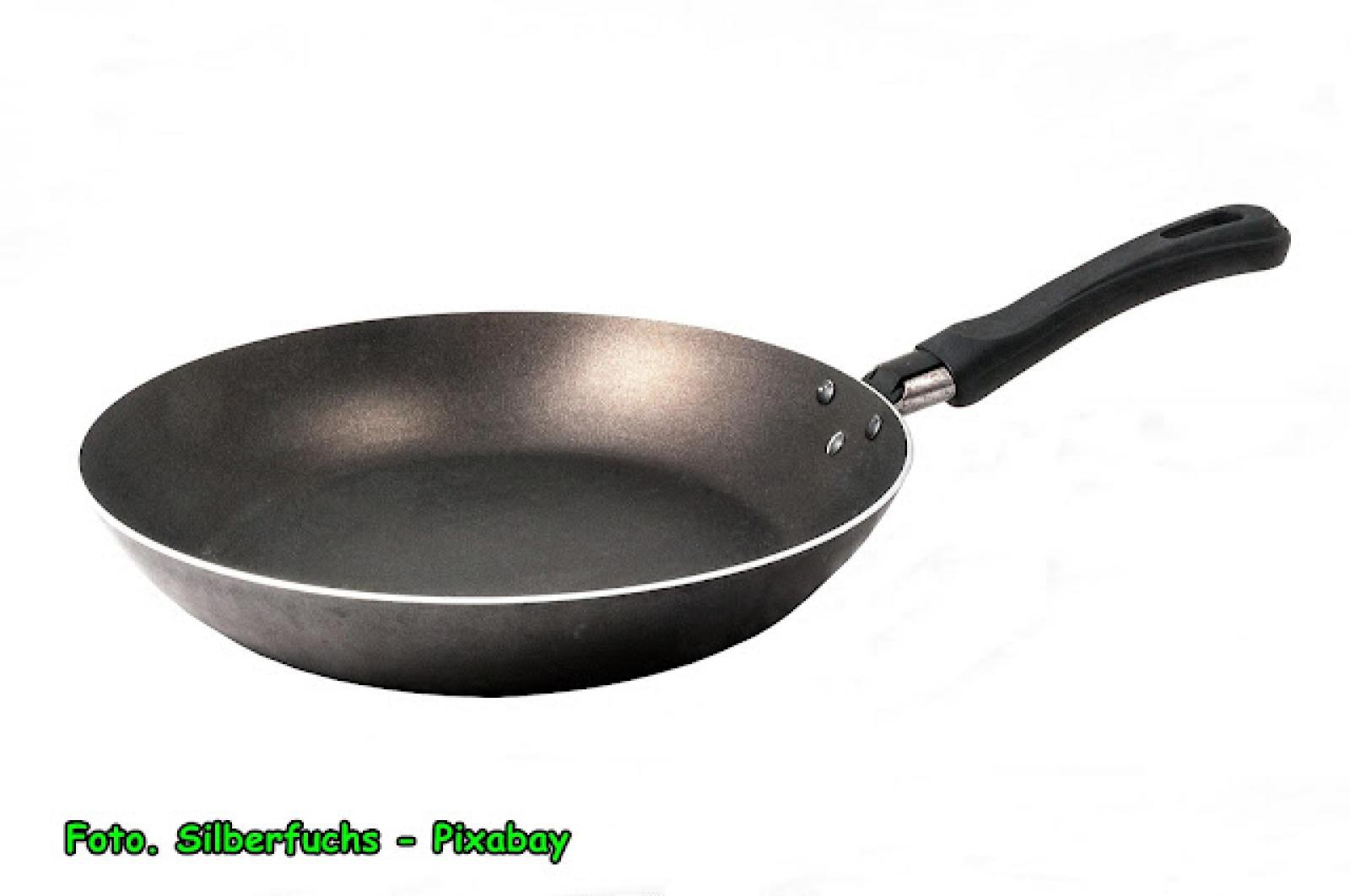 Czyszczenie i konserwacja patelni stalowych ( cygańskich ) - krok po kroku.