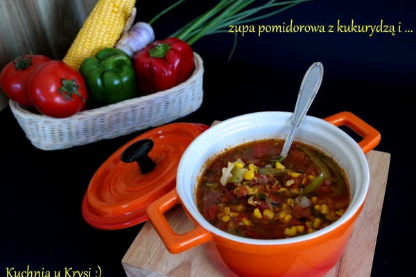 Zupa pomidorowa z kukurydzą i papryką