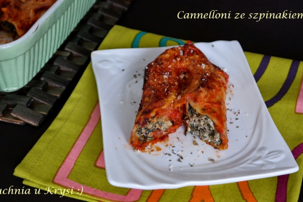 Cannelloni ze szpinakiem, serem ricotta i orzechami