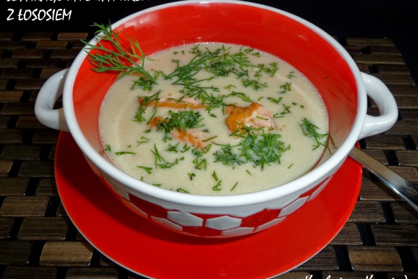 Szparagowa zupa-krem z łososiem