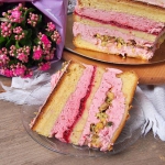 Tort malinowy z...