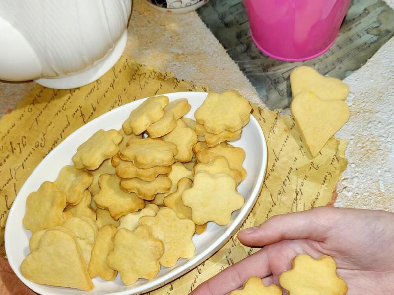 Domowe ciasteczka budyniowe – do wycinania