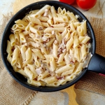 Makaron z szynką i...