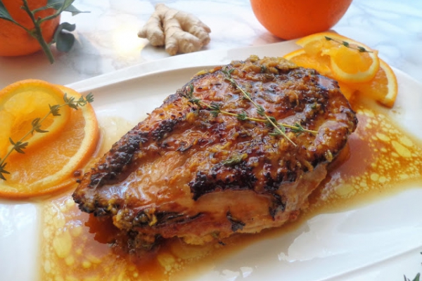 Pierś kaczki z sosem miodowo-imbirowym z pomarańczami (Petto d anatra al zenzero, miele e arancia)
