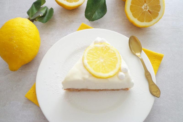 Cytrynowy sernik na zimno (Cheesecake al limone)