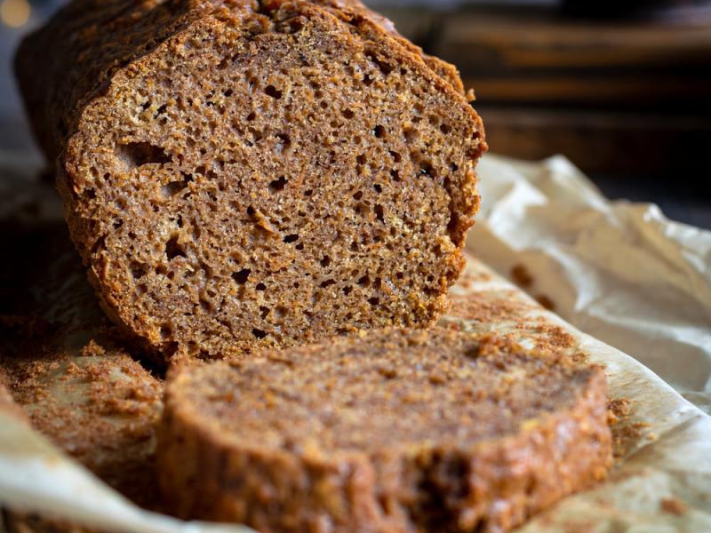 Piernik jabłkowo-marchewkowy