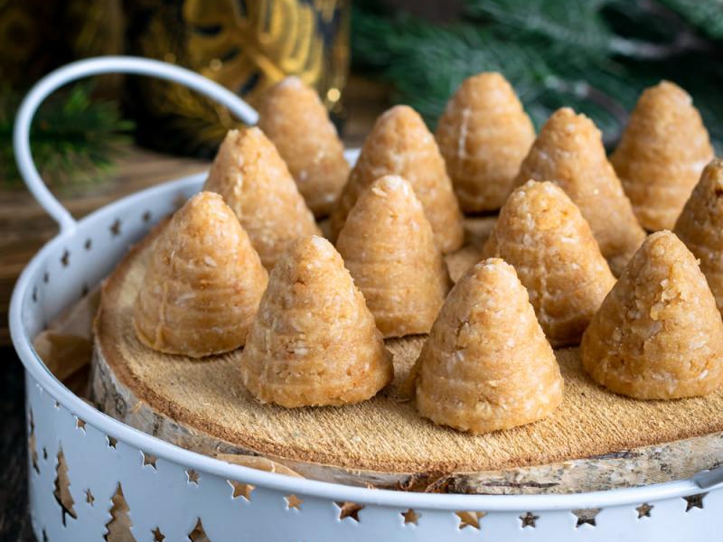 Ule z wiórkami kokosowymi i marcepanem