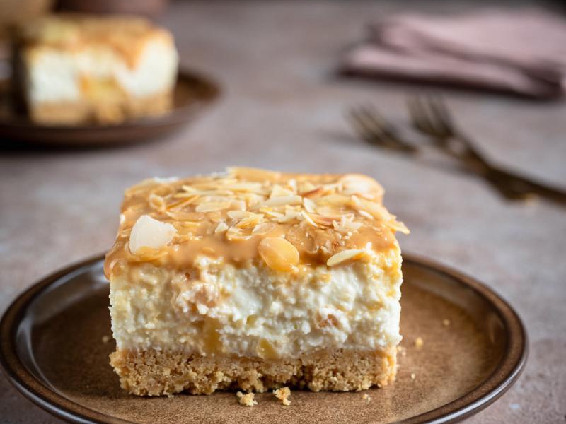 Krówkowy sernik bez pieczenia