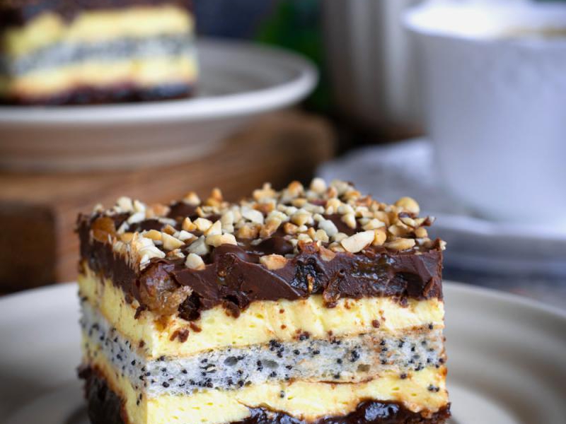 Ciasto Pijany Rodzynkowiec z makiem