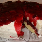 Tort serowo-śliwkowy