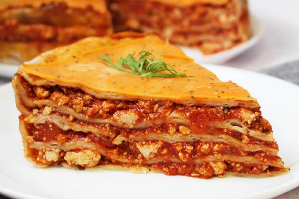 Przepis na lasagne bez mięsa – lazania z tofu na tortilli