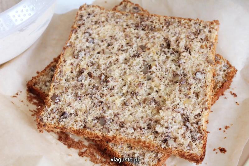 Biszkopt orzechowy z 5 jaj