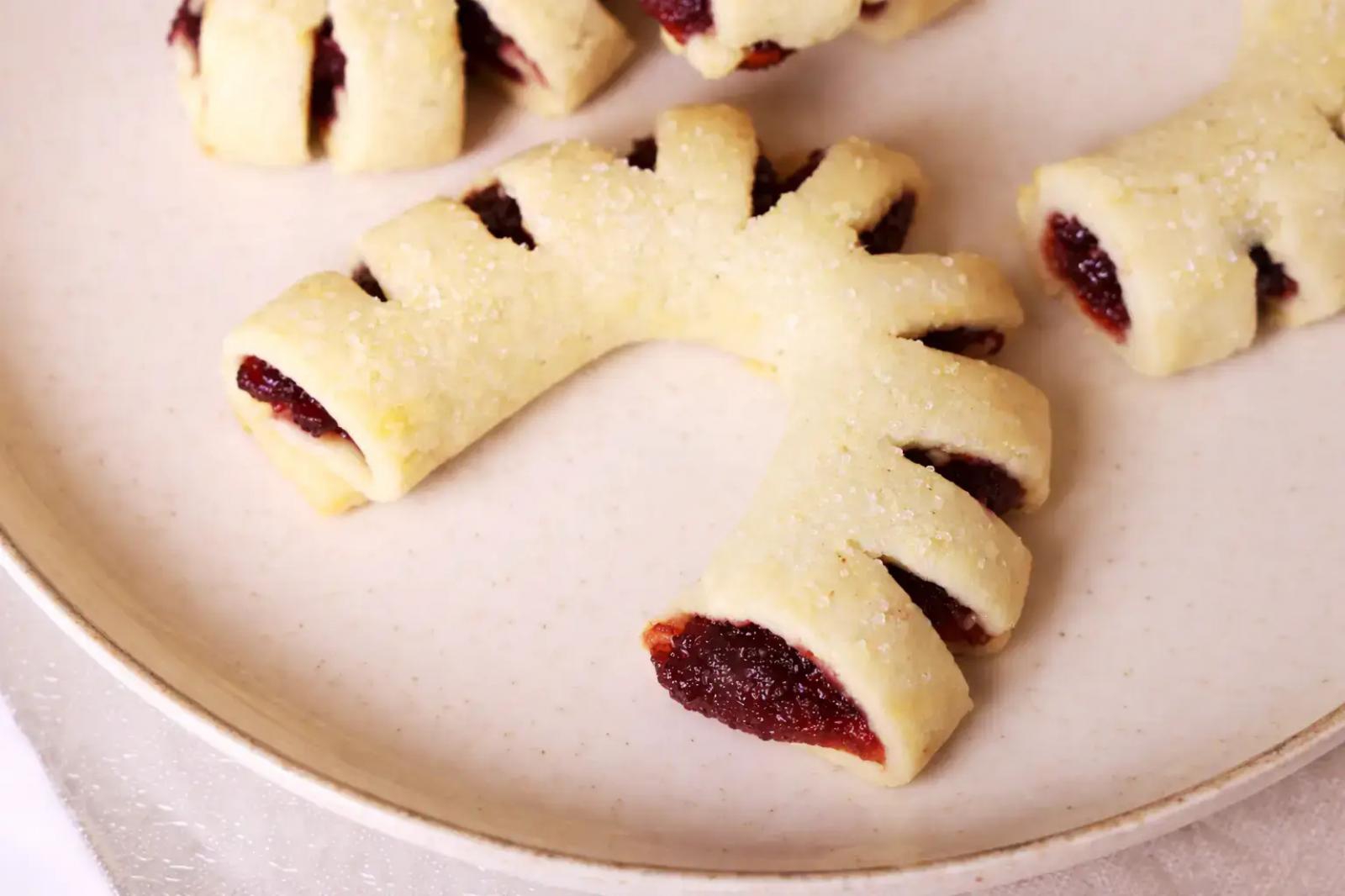 Ciastka grzebyki z marmoladą