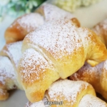 Rogaliki z serem i...