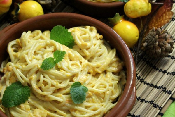 Spaghetti z sosem dyniowym i mascarpone