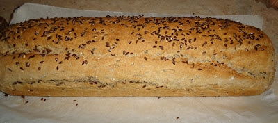 Chrupiący domowy chleb i przepis na zakwas