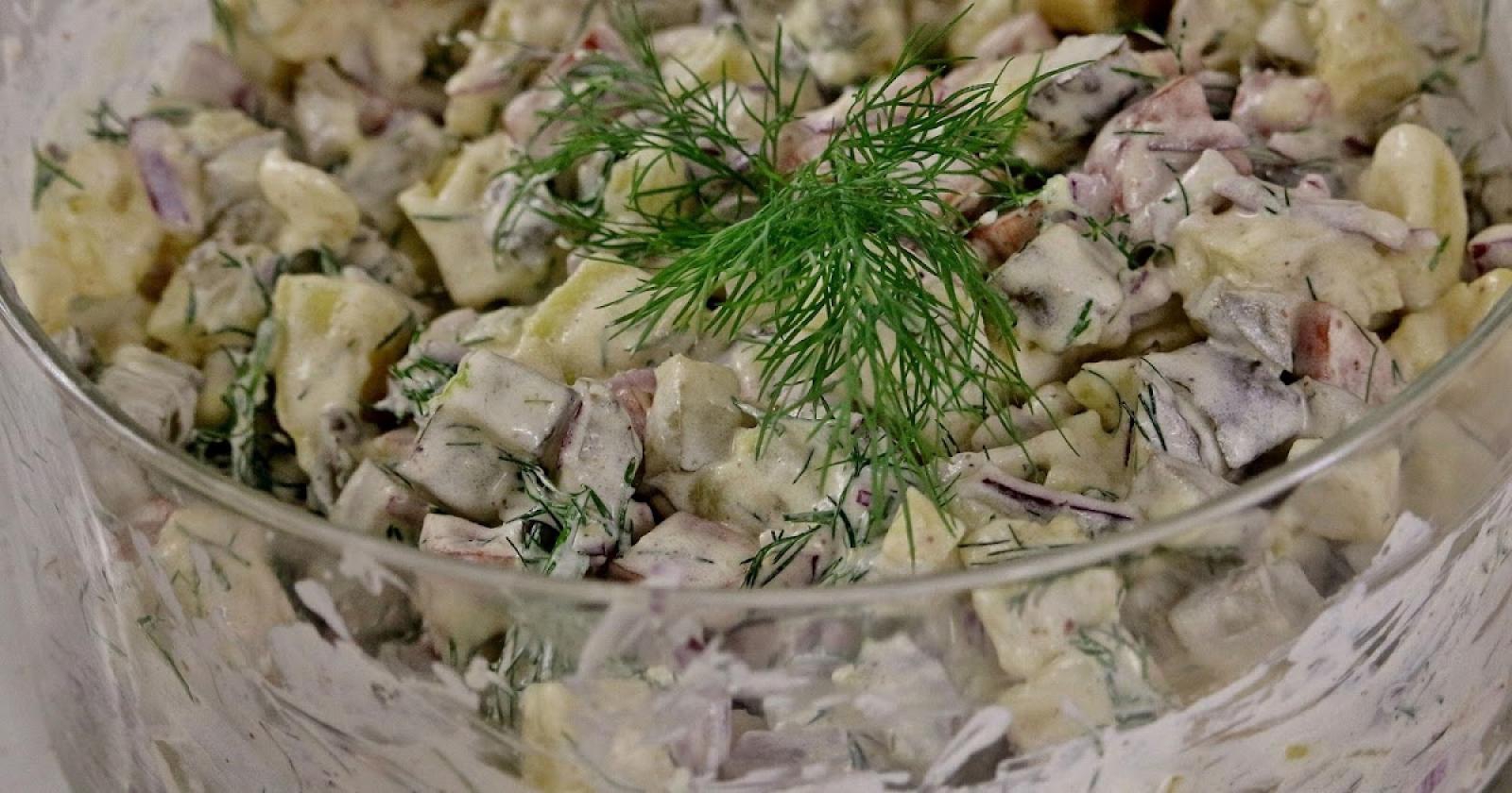 Błyskawiczna sałatka ziemniaczana z tego co z wczoraj do obiadu czy przy grillu