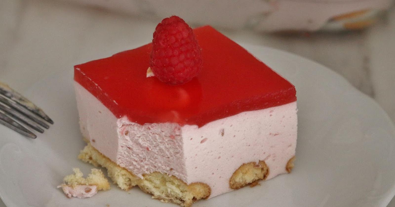 Malinowa pianka z mascarpone wysmienite ciasto na upały  bez pieczenia