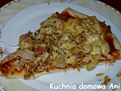 Pizza mięsna uczta