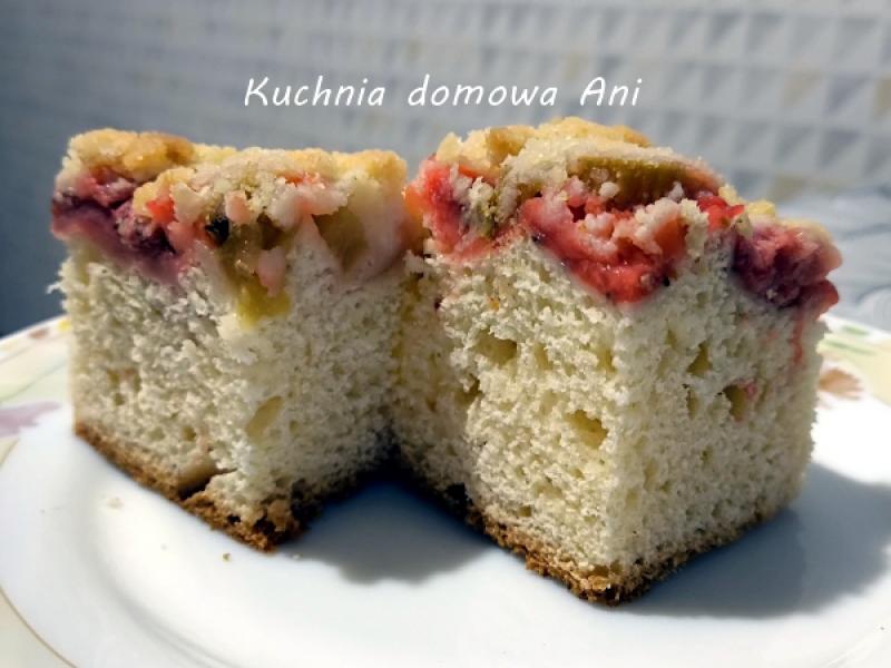 Ciasto drożdżowe / Drożdżówka z truskawkami i rabarbarem
