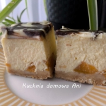Sernik z białą...
