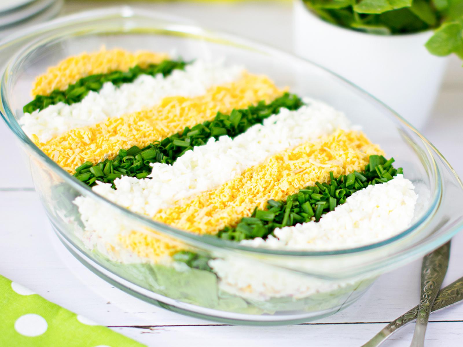 Sałatka Wielkanocna pisanka