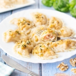 Pierogi z łososiem i...