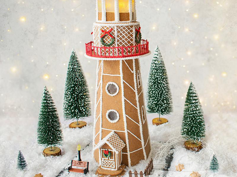 Świąteczna latarnia morska z piernika