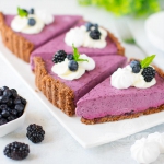 Tarta jeżynowo-jagodowa