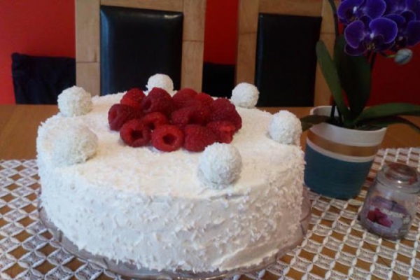 Tort kokosowy  Rafaello