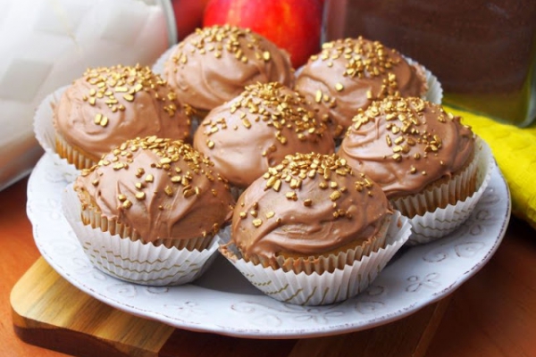 Muffinki kawowe z polewą czekoladową