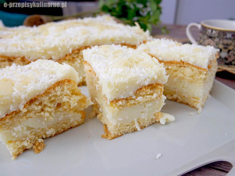 Ciasto Pijane Rafaello – wilgotne, kokosowe i obłędnie pyszne