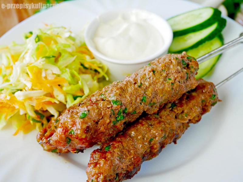 Kebaby z mięsa mielonego – soczyste i bardzo smaczne