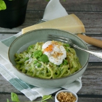 Makaron z pesto z...