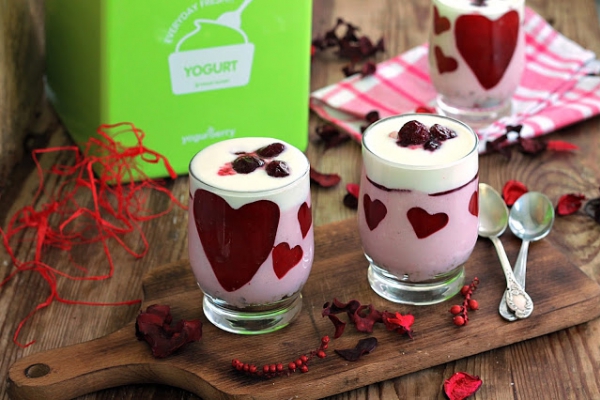 Walentynkowe desery jogurtowe
