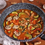 Kokosowa zupa curry z...
